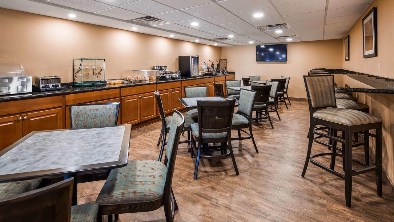 לייקווד Best Western Leisure Inn מראה חיצוני תמונה